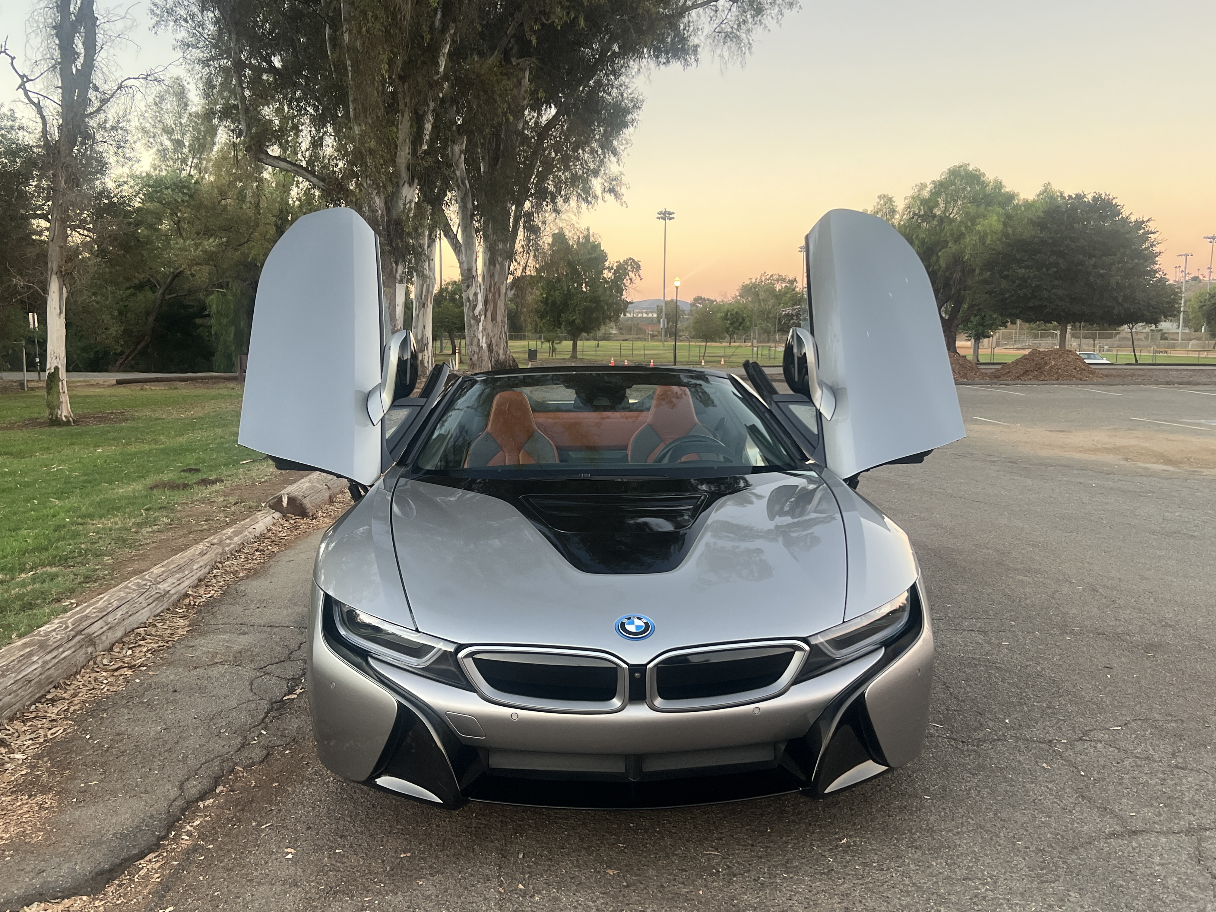 Used 2019 BMW i8 Roadster AWD/4WD image 13