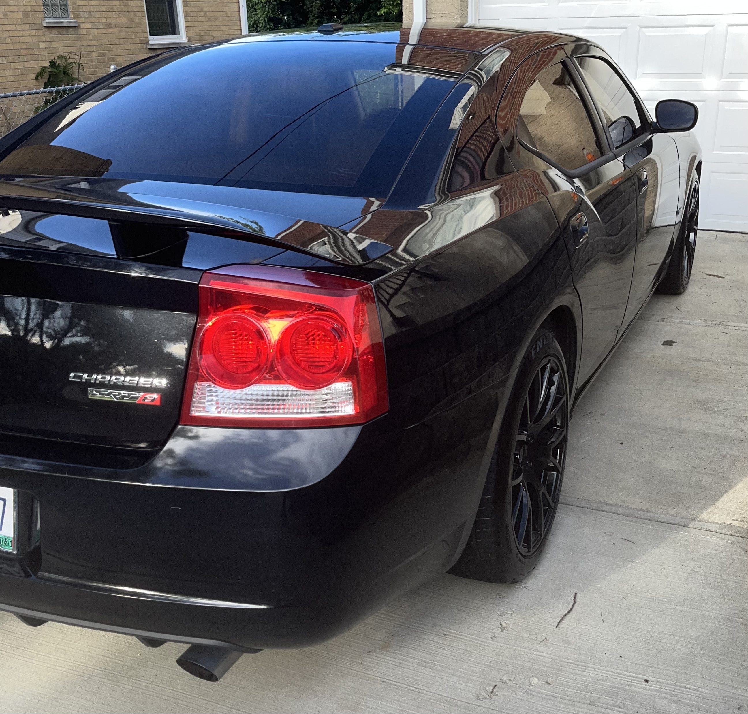 Used 2010 Dodge Charger SRT8 w/ SRT Option Group III RWD image 4