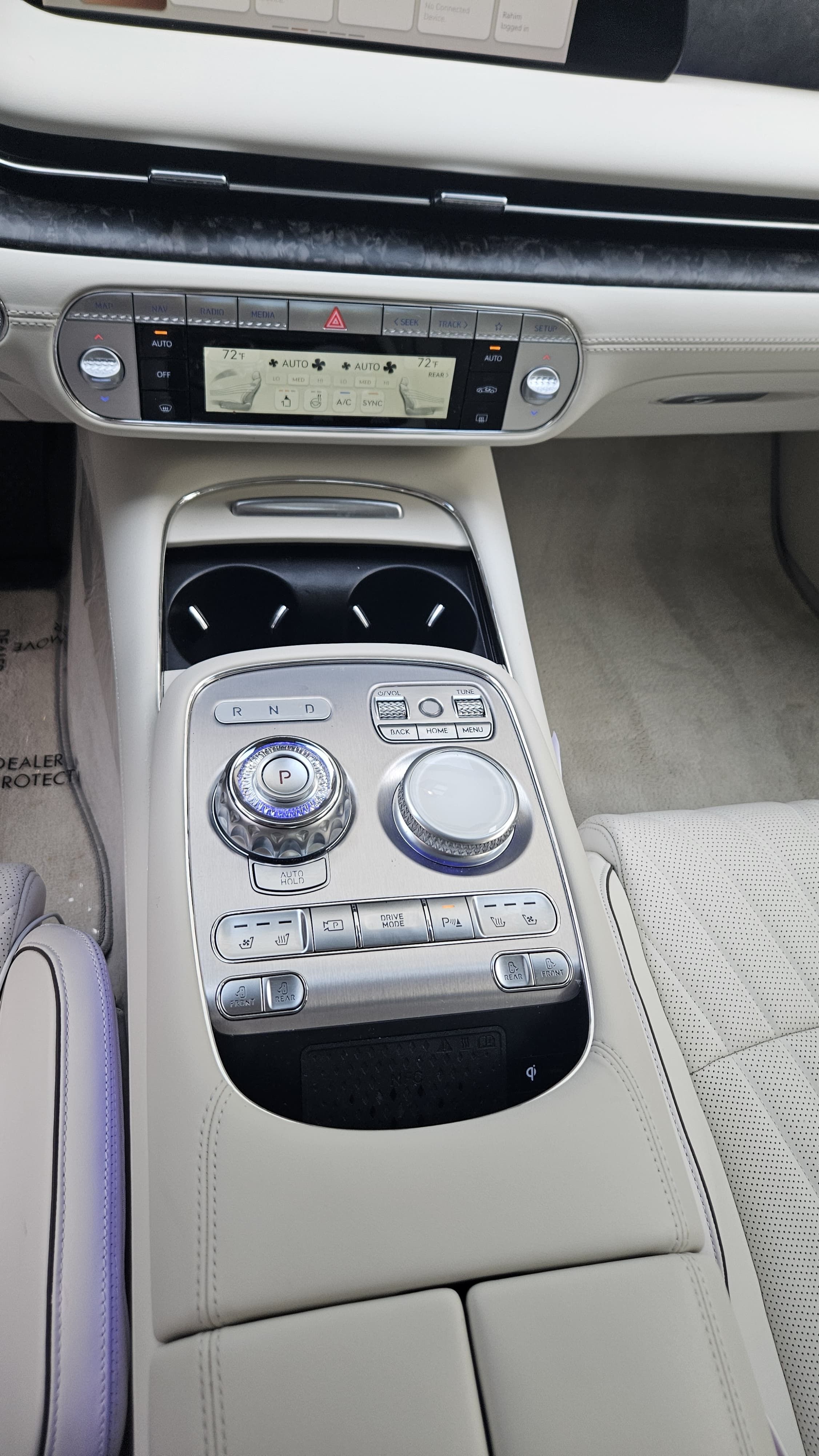 Used 2025 Genesis G90 3.5T AWD/4WD image 21