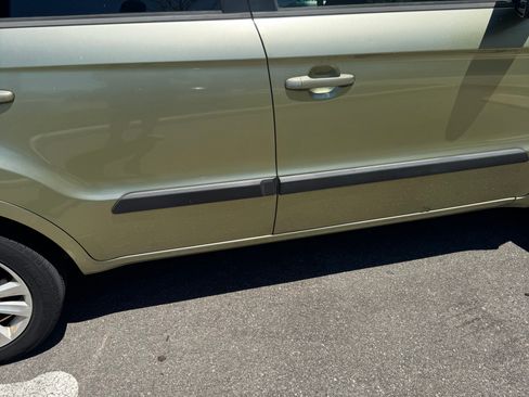 Used 2012 Kia Soul + w/ Audio Pkg image 9