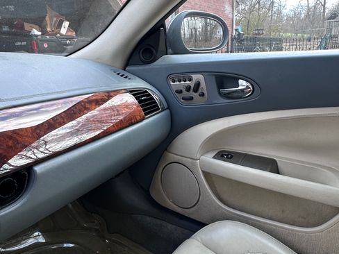 Used 2007 Jaguar XK Convertible image 8