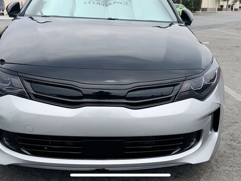 Used 2017 Kia Optima EX w/ Technology Package image 9