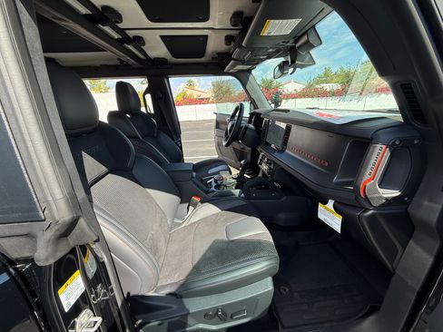 Used 2025 Ford Bronco Raptor image 15
