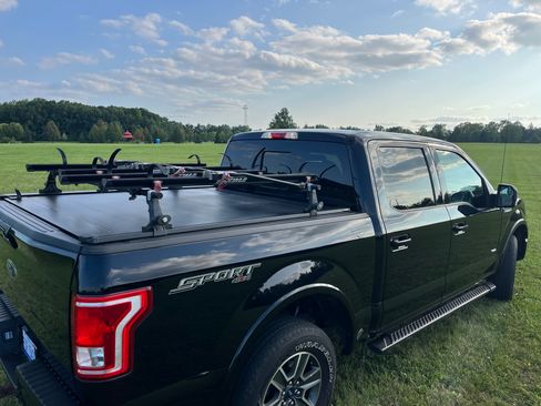 Used 2016 Ford F150 XLT w/ Equipment Group 302A Luxury image 9