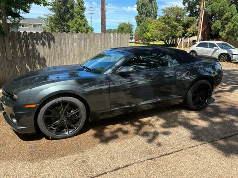 Used 2013 Chevrolet Camaro SS w/ RS Package RWD image 5