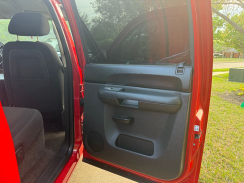 Used 2011 Chevrolet Silverado 1500 LT w/ All-Star Edition image 21