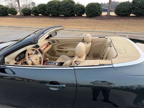 Used 2009 Jaguar XK Convertible image 13