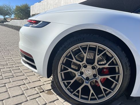 Used 2021 Porsche 911 Carrera S image 10