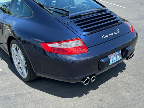Used 2006 Porsche 911 Carrera S RWD image 12