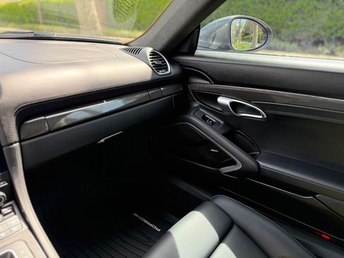 Used 2022 Porsche 718 Cayman GT4 image 31