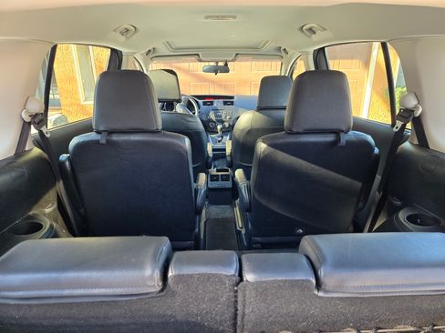 Used 2014 MAZDA MAZDA5 Grand Touring image 13