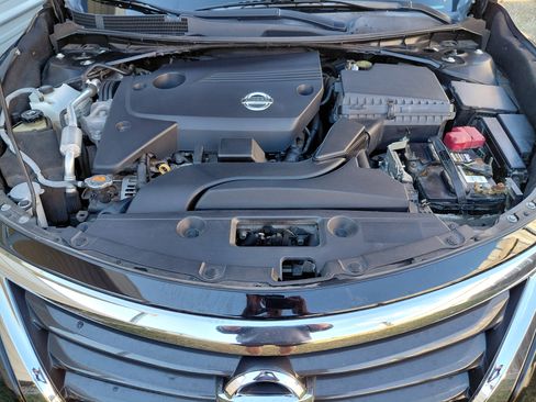 Used 2015 Nissan Altima 2.5 S w/ Power Driver Seat Package image 18