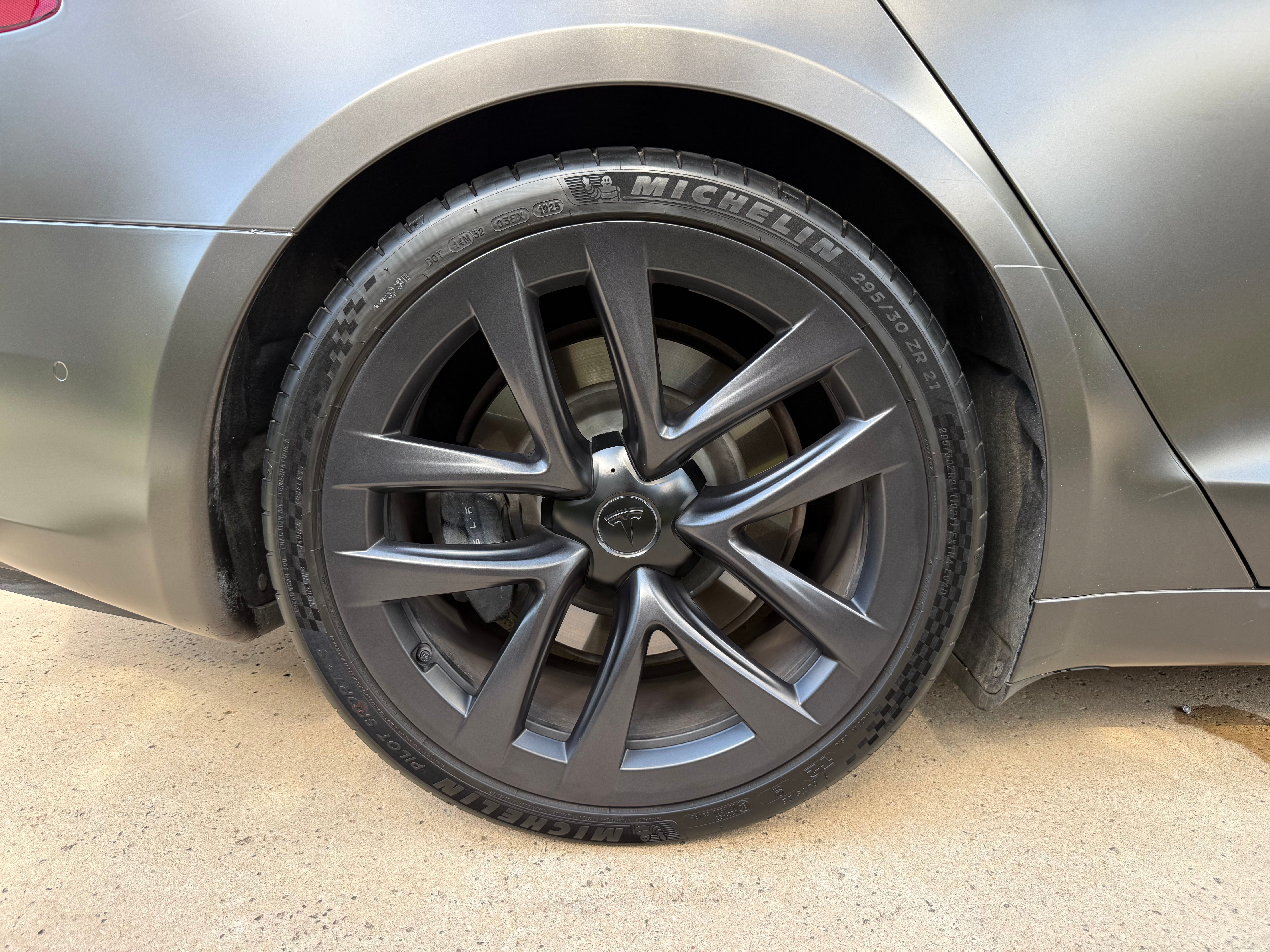 Used 2021 Tesla Model S Plaid AWD/4WD image 14