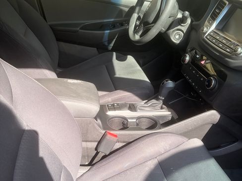 Used 2018 Hyundai Tucson SEL FWD image 12