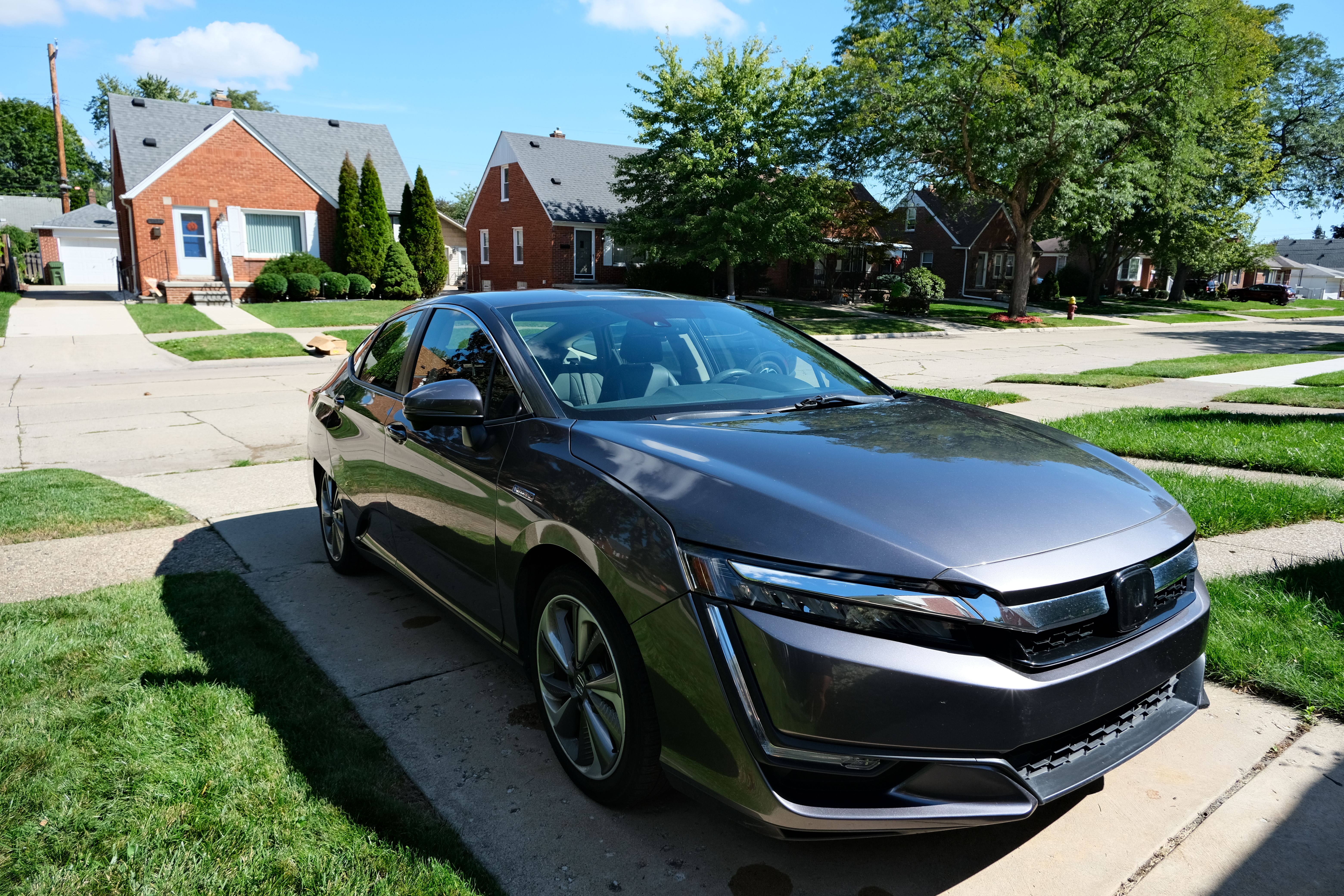 Used 2018 Honda Clarity Plug-In Hybrid image 1