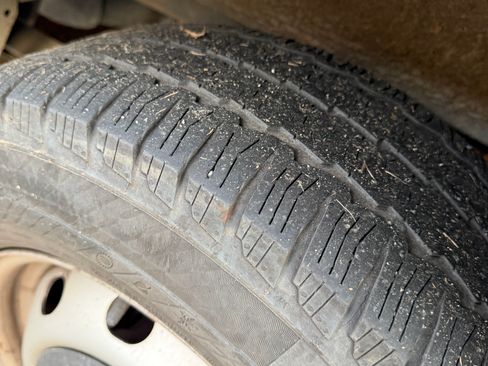 Used 2023 Ford Transit 250 148 High Roof Extended image 25