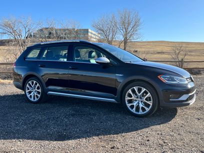 Used 2019 Volkswagen Golf Alltrack SE