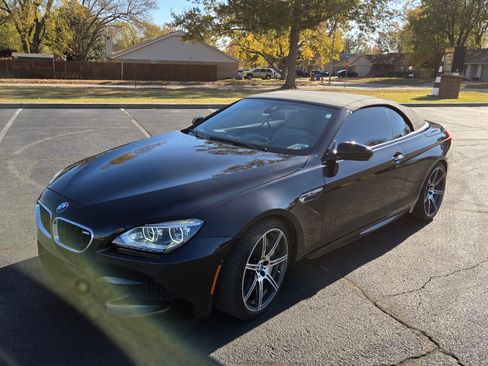 Used 2014 BMW M6 Convertible image 1