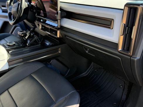 Used 2024 GMC Hummer EV 3X w/ Extreme Off-Road Package image 14