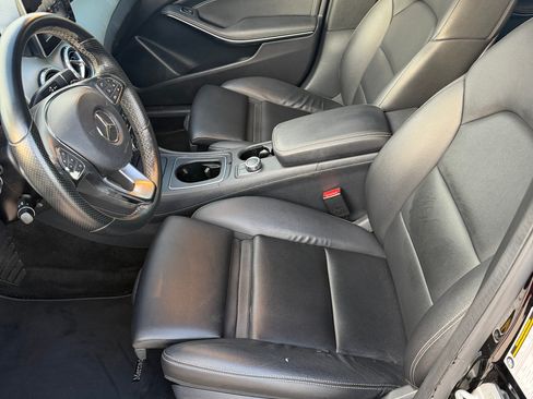 Used 2016 Mercedes-Benz GLA 250 image 8