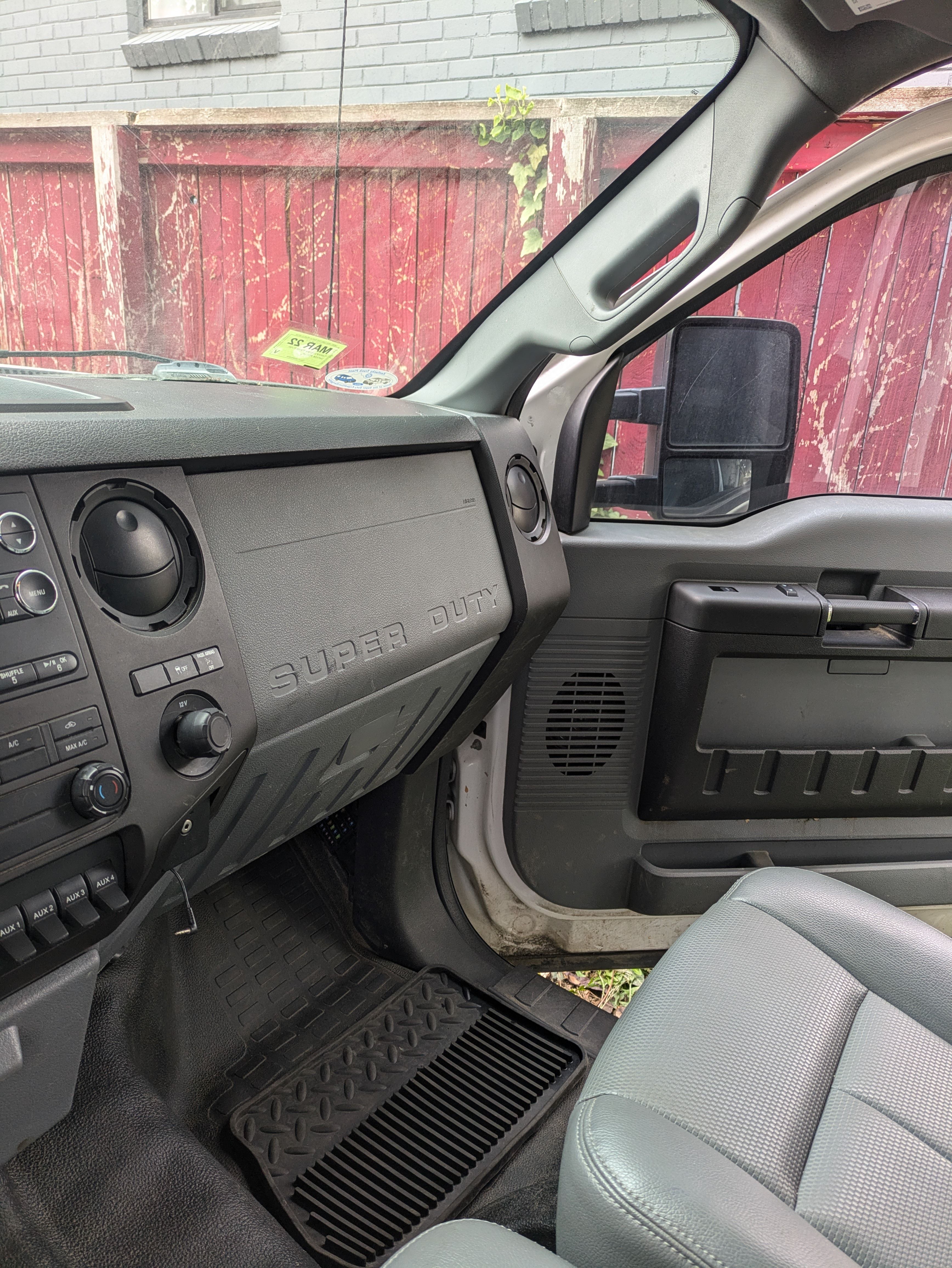 Used 2015 Ford F250 XL w/ Power Equipment Group AWD/4WD image 10