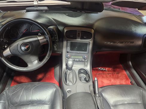 Used 2006 Chevrolet Corvette Coupe w/ Preferred Equipment Group image 9