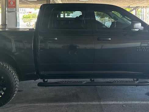 Used 2017 RAM 1500 Express w/ Express Value Package image 5