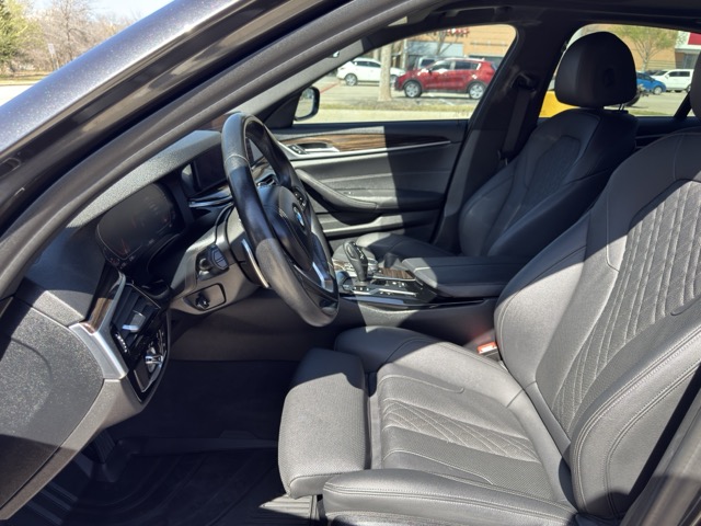 Used 2021 BMW 540i w/ Convenience Package RWD image 9