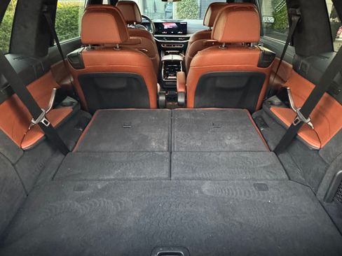 Used 2023 BMW X7 M60i w/ Executive Package image 14