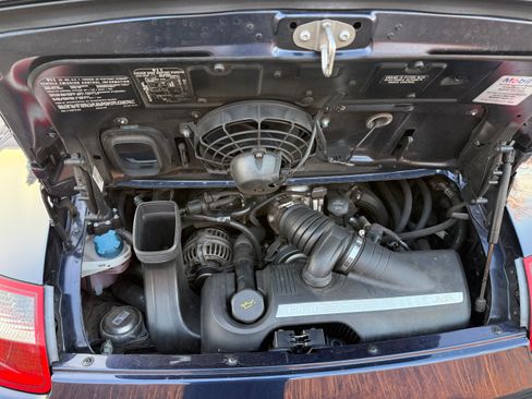 Used 2006 Porsche 911 Carrera image 25