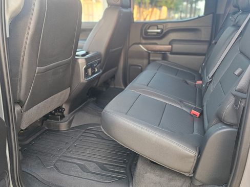 Used 2021 GMC Sierra 1500 SLT AWD/4WD image 11