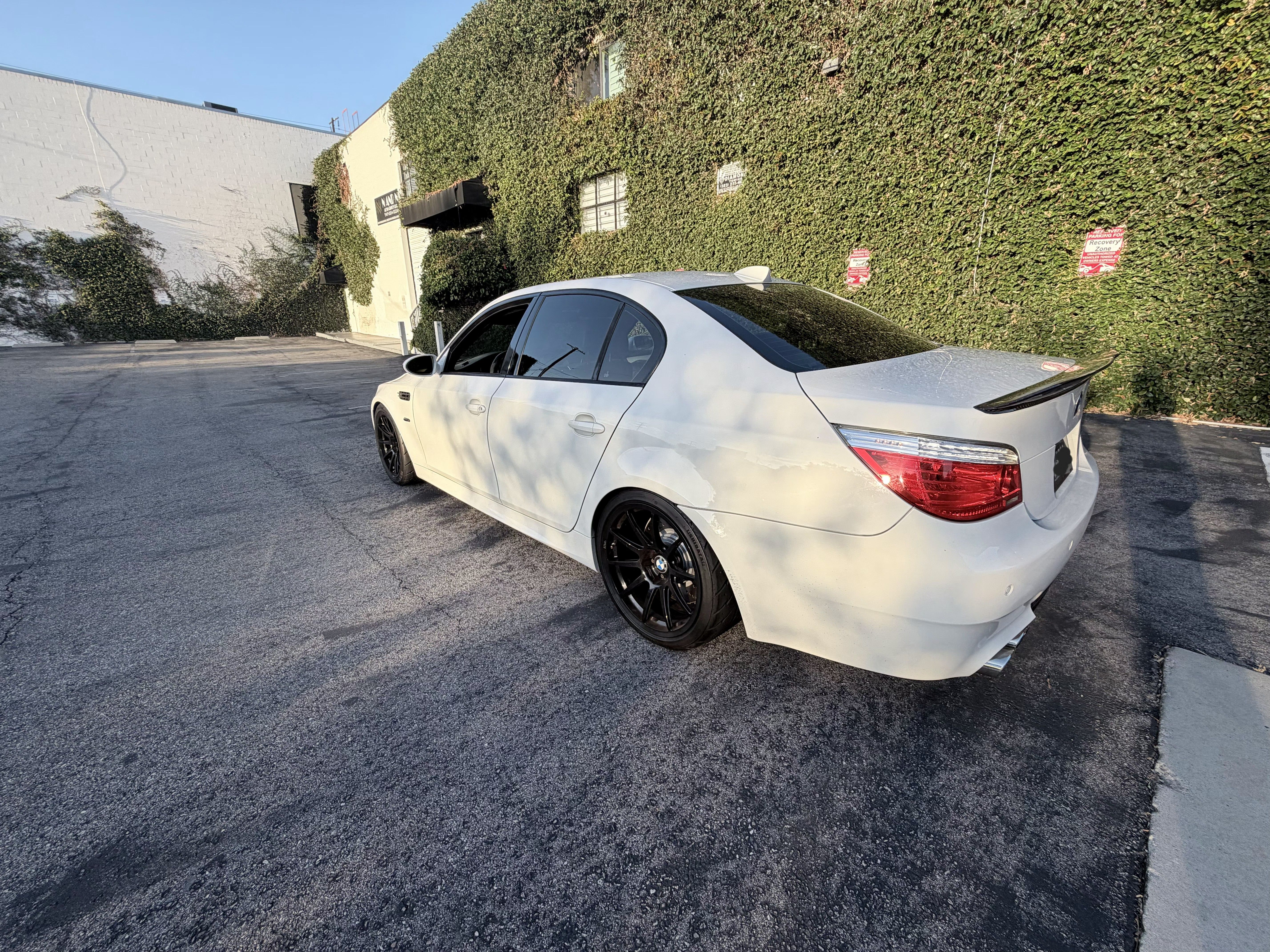 Used 2008 BMW M5 RWD image 6