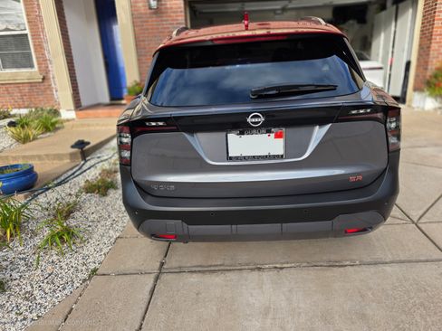 Used 2025 Nissan Kicks SR image 18