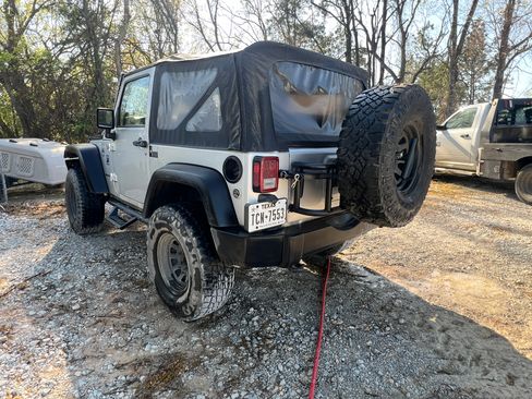Used 2011 Jeep Wrangler Sport image 8