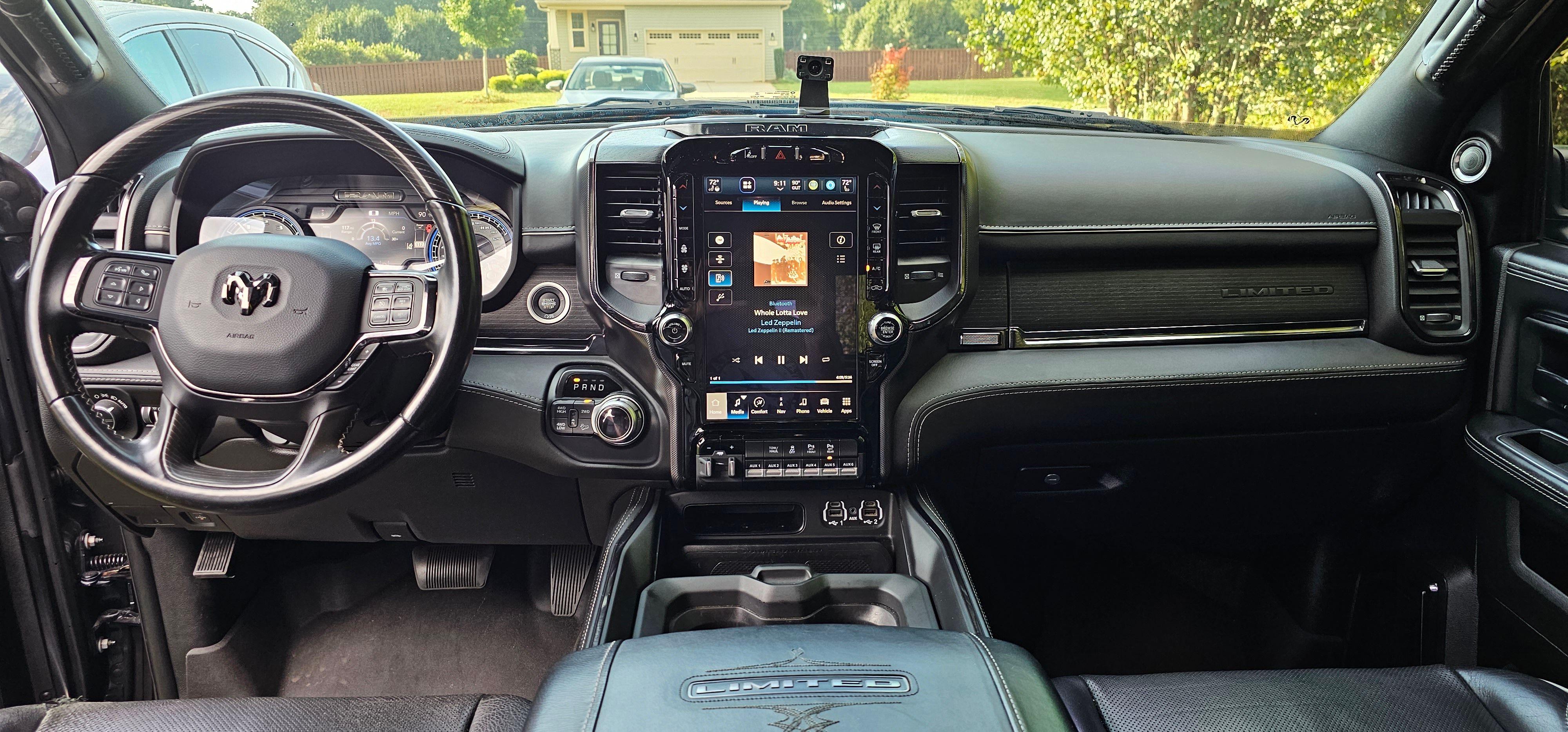 Used 2022 RAM 2500 Limited AWD/4WD image 14