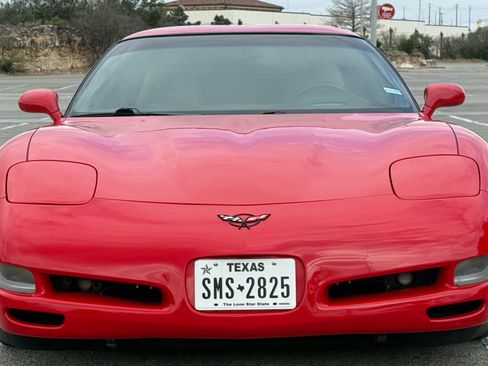 Used 2004 Chevrolet Corvette Coupe w/ Roof Package image 1