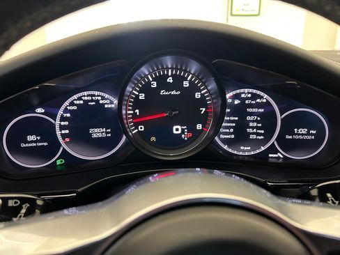 Used 2017 Porsche Panamera Turbo image 10