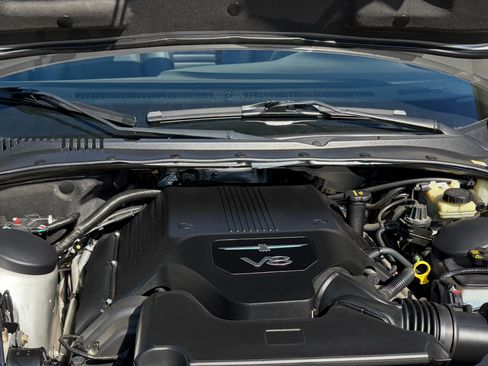 Used 2005 Ford Thunderbird Deluxe image 11