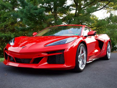Used 2025 Chevrolet Corvette E-Ray w/ Battery Protection Package AWD/4WD image 6