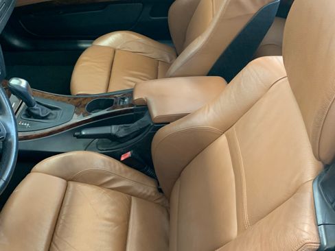 Used 2008 BMW 328i Convertible image 13