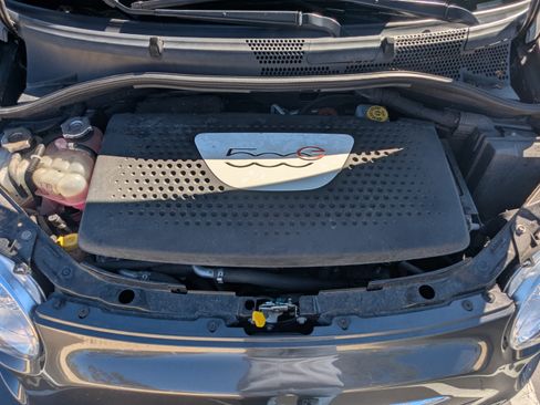 Used 2017 FIAT 500 e image 16