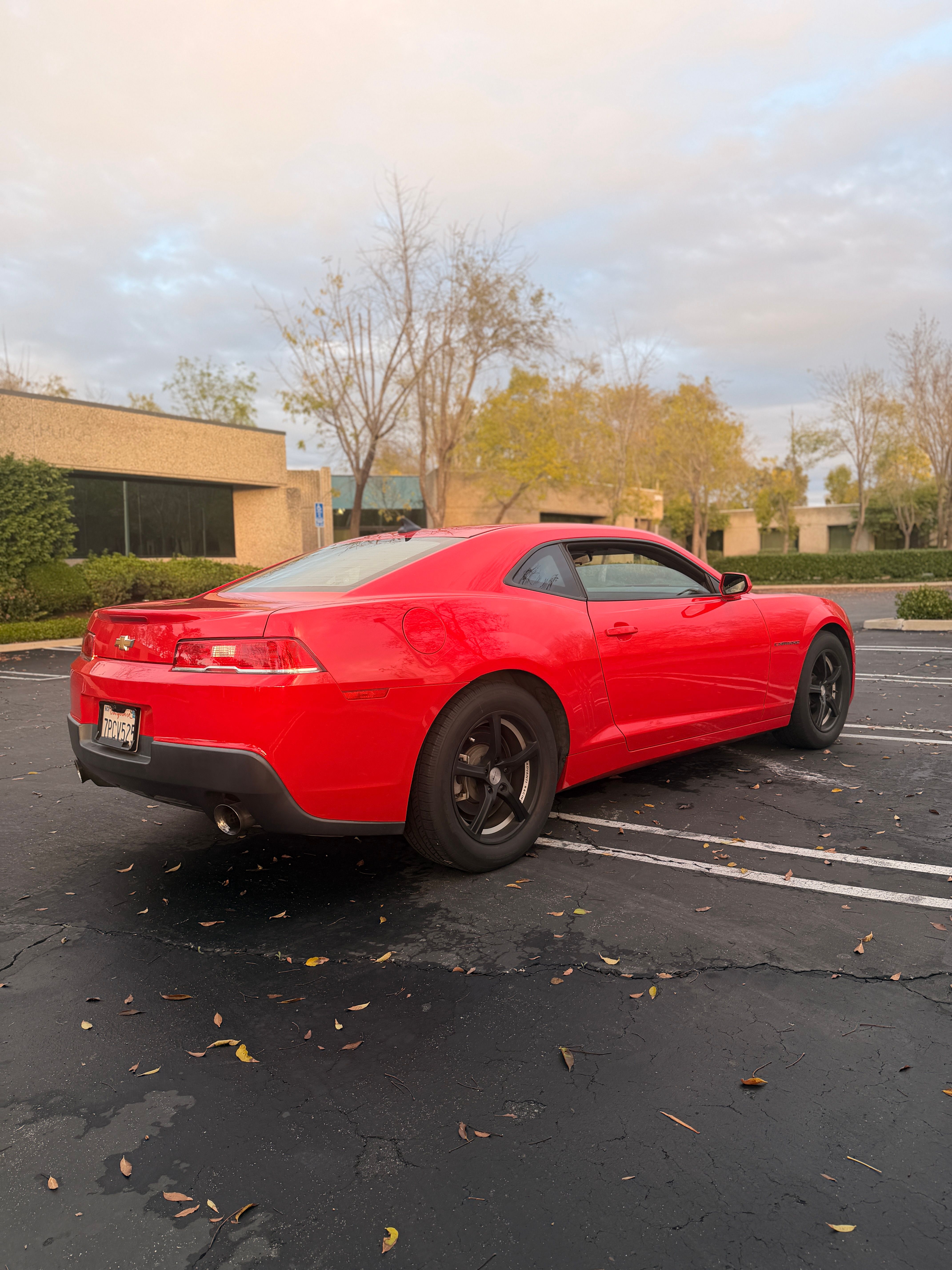 Used 2015 Chevrolet Camaro LS RWD image 6