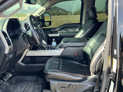 Used 2021 Ford F250 Lariat image 11