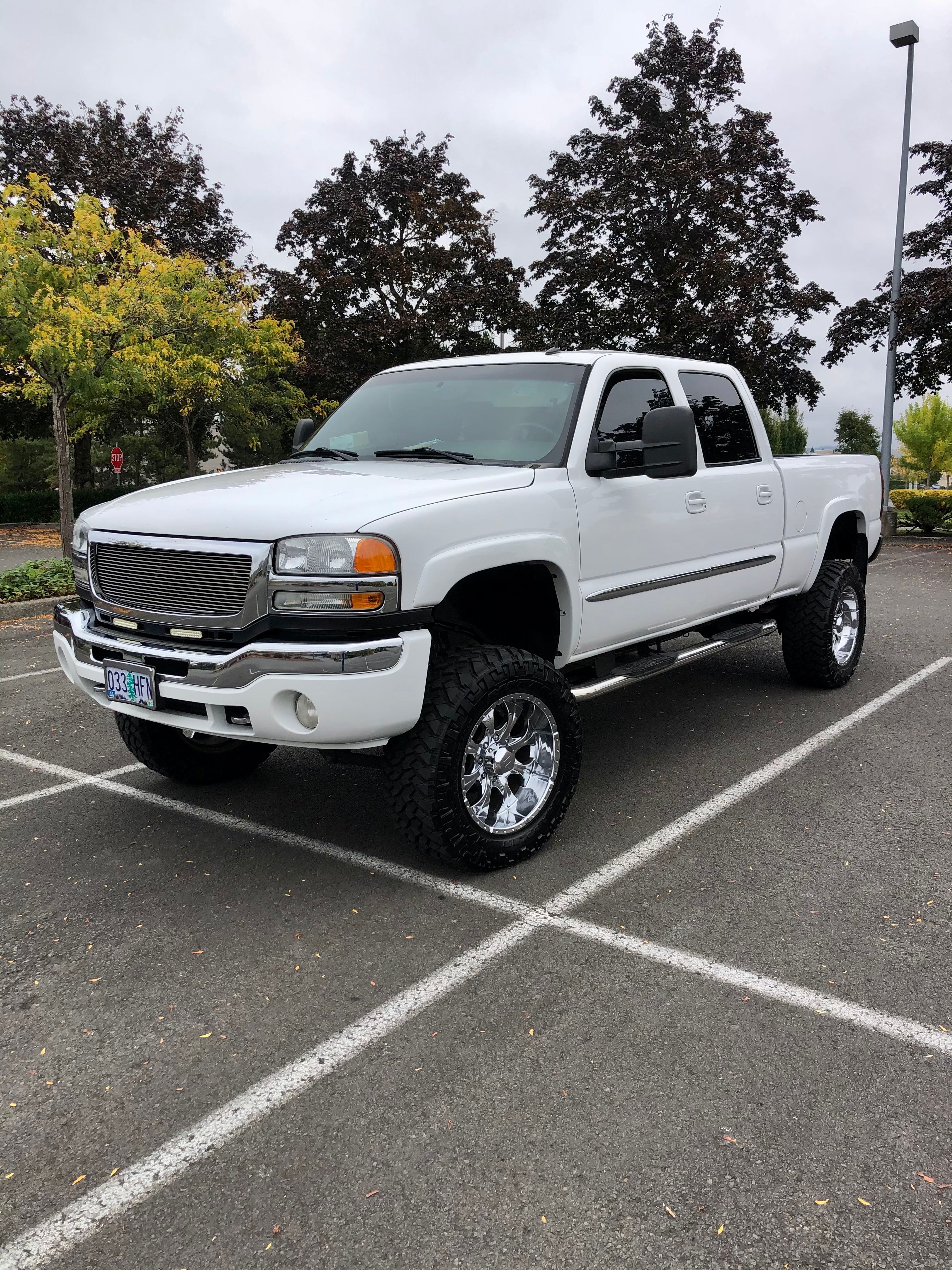 Used 2005 GMC Sierra 2500 SLT AWD/4WD image 5