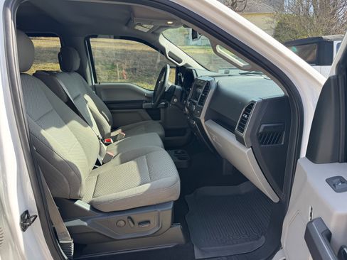 Used 2019 Ford F150 XLT w/ Equipment Group 302A Luxury image 8