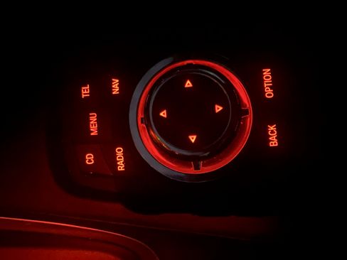 Used 2010 BMW 650i Coupe image 23