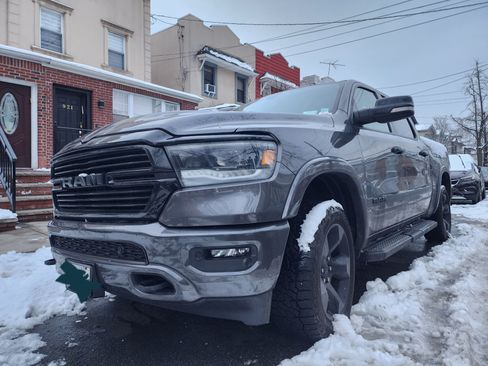 Used 2021 RAM 1500 Laramie image 8
