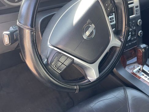 Used 2010 Volvo XC70 T6 image 13