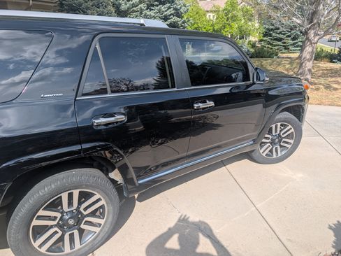 Used 2015 Toyota 4Runner Limited AWD/4WD image 2