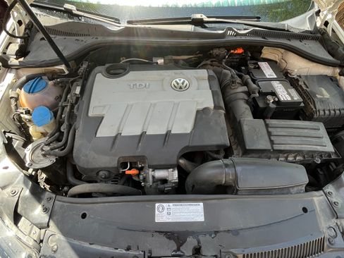 Used 2012 Volkswagen Jetta TDI FWD image 12